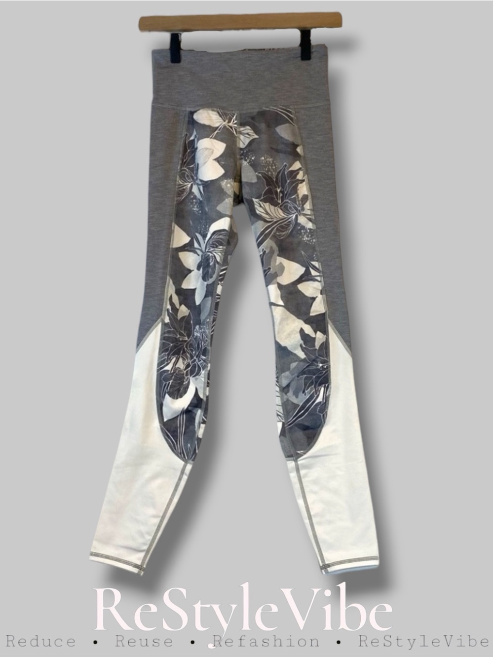 ATHLETA Women’s Size XS Leggings Pant Athletic Stretch Training Pattern